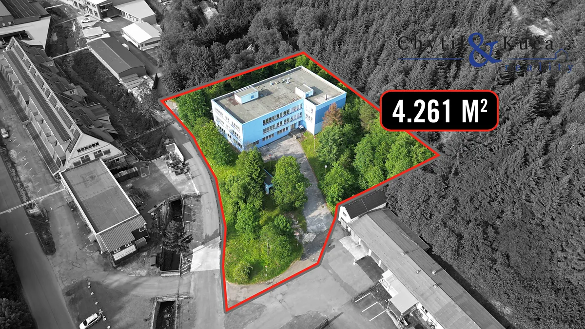 Prodej skladového prostoru 2156 m²